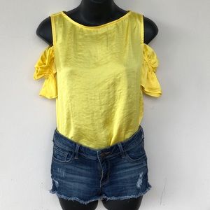 NWOT Harlowe and Graham Cold Shoulder Blouse